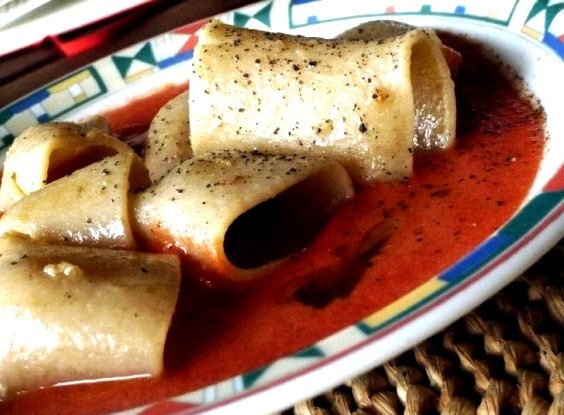 Paccheri, lardo e gazpacho ricetta