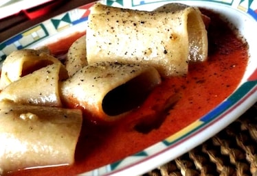 Paccheri, lardo e gazpacho