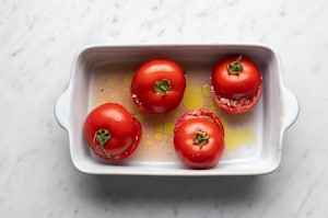 Preparazione Pomodori con il riso vegetariani - Fase 3