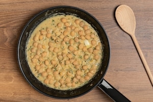 Preparazione Calamarata con crema di ceci - Fase 2