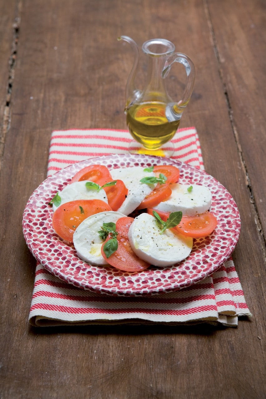 Caprese di mozzarella di bufala ricetta