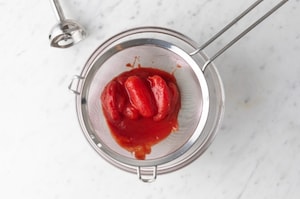 Preparazione Insalata di pasta alle olive - Fase 1