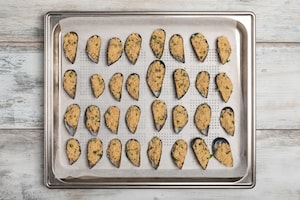 Preparazione Cozze gratinate - Fase 3