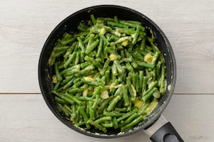 Preparazione Fagiolini con uova cremose - Fase 3