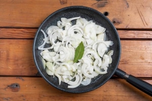 Preparazione Fegato alla veneziana - Fase 1