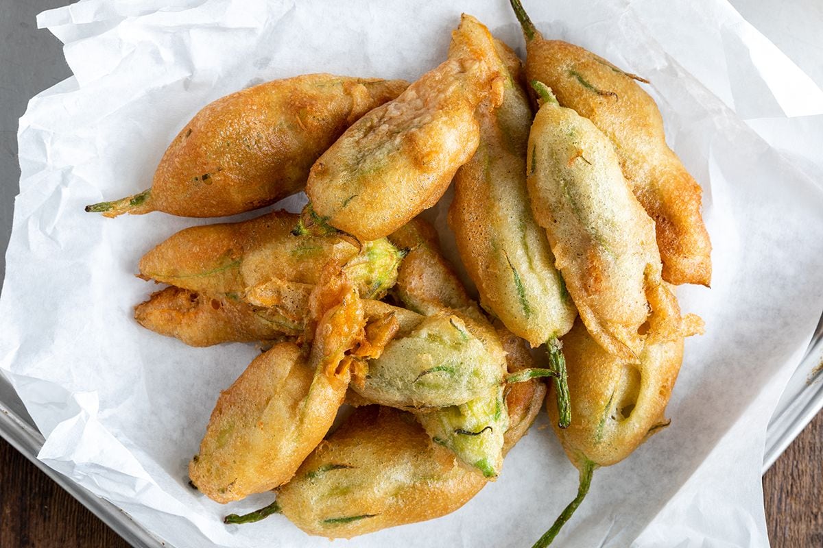 Fiori di zucca fritti in pastella ricetta