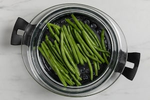 Preparazione Insalata di penne al tonno e fagiolini - Fase 1