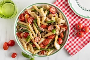 Preparazione Insalata di penne al tonno e fagiolini - Fase 4