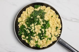Preparazione Orecchiette con cime di rapa - Fase 3