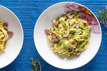 Tagliatelle paglia e fieno