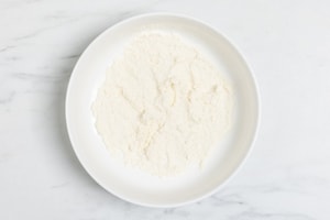 Preparazione Tagliatelle paglia e fieno - Fase 1