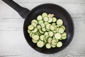 Preparazione Pasta fredda con zucchine - Fase 1