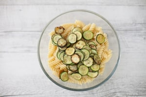 Preparazione Pasta fredda con zucchine - Fase 1