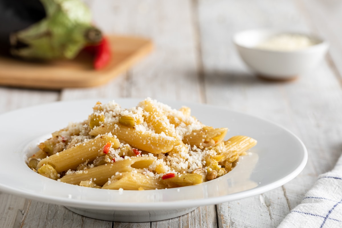 Penne con le melanzane ricetta