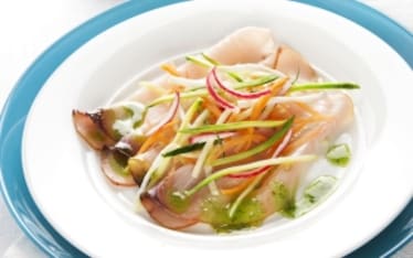 Pesce spada marinato allo scalogno e basilico