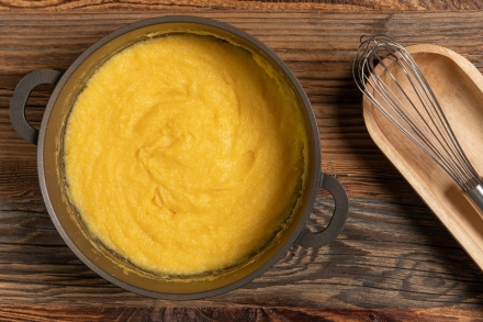 Preparazione Polenta - Fase 1 Preparazione Polenta - Fase 1
