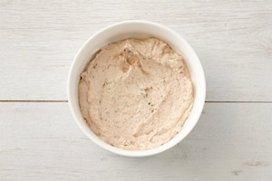 Preparazione Pomodori ripieni di tonno - Fase 2