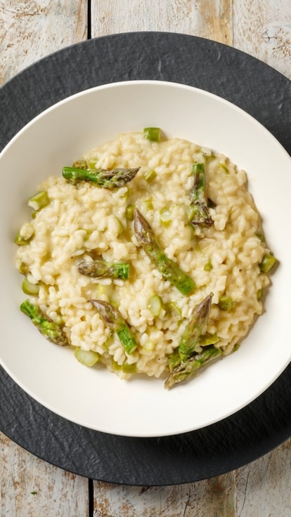 Un grande classico primaverile: risotto agli asparagi
