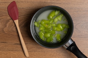 Preparazione Sorbetto al limone senza gelatiera - Fase 1