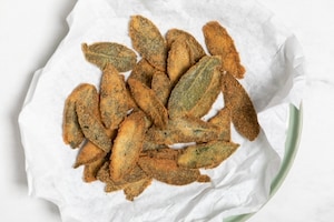 Preparazione Salvia fritta - Fase 2