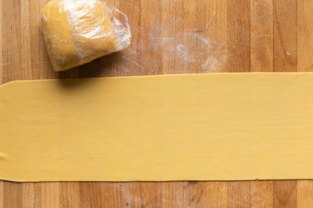 Preparazione Tagliatelle alla bolognese - Fase 3 Preparazione Tagliatelle alla bolognese - Fase 3