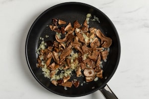 Preparazione Tagliatelle ai funghi - Fase 1