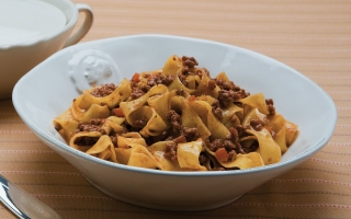 Tagliatelle al ragù Tagliatelle al ragù