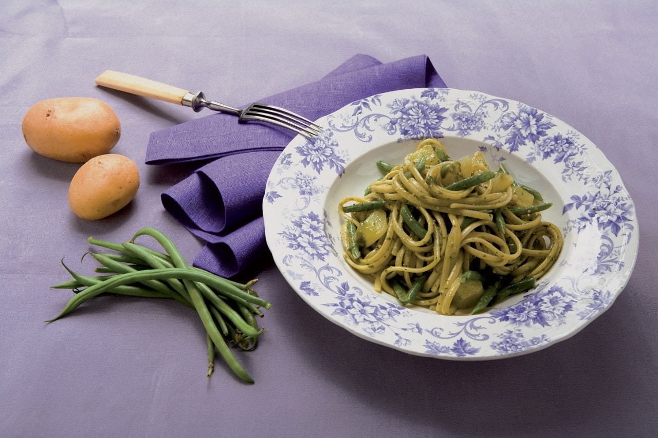 Trenette con il pesto ricetta