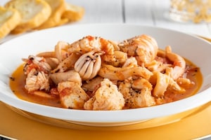 Preparazione Zuppa di pesce misto - Fase 3