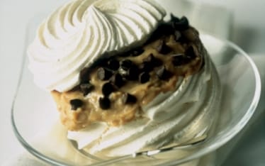 Meringa con mousse al caffè