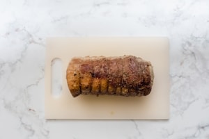 Preparazione Arrosto in crosta di pane - Fase 2
