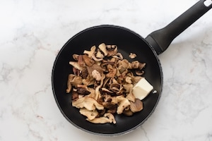 Preparazione Arrosto in crosta di pane - Fase 3