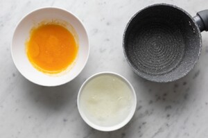 Preparazione Bavarese alle fragole e frutto della passione - Fase 3