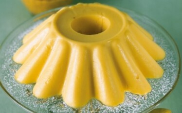 Bavarese al vin santo con salsa di cantuccini