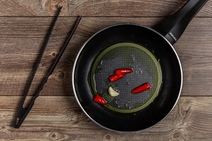 Preparazione Bucatini piccanti - Fase 1