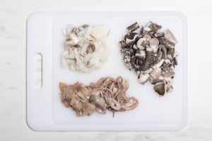 Preparazione Cacciucco alla livornese - Fase 1