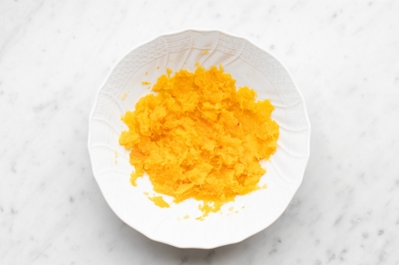 Preparazione Cappellacci di zucca - Fase 1 Preparazione Cappellacci di zucca - Fase 1