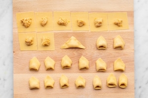 Preparazione Cappellacci di zucca - Fase 4