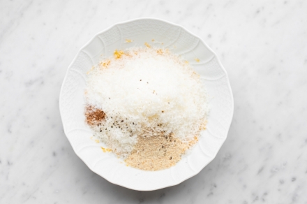 Preparazione Cappellacci di zucca - Fase 2 Preparazione Cappellacci di zucca - Fase 2