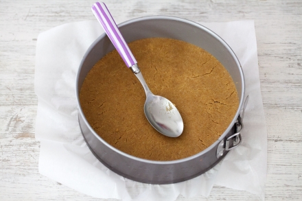 Preparazione Cheesecake - Fase 1 Preparazione Cheesecake - Fase 1
