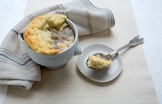 Ciusceddu o brodo soufflé con ricotta