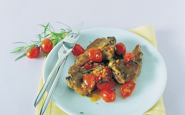 Costolette all’aglio con pomodorini