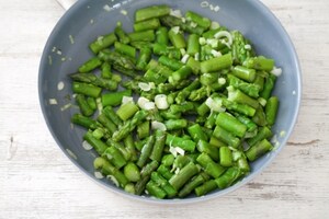 Preparazione Crepes agli asparagi - Fase 2