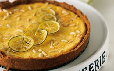 Crostata di lime ai pinoli