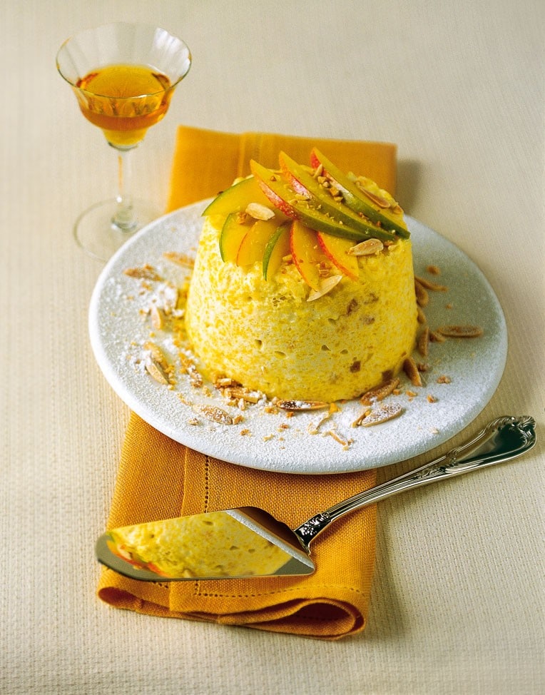 Charlotte di mango e colomba pasquale ricetta