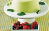 Budino verde ai frutti di bosco
