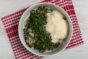 Preparazione Erbazzone - Fase 4