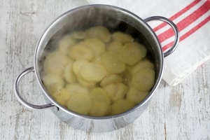 Preparazione Frittata di patate - Fase 1