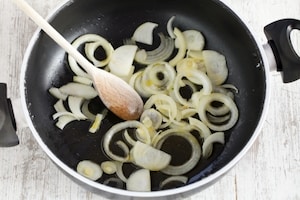 Preparazione Frittata di patate - Fase 3