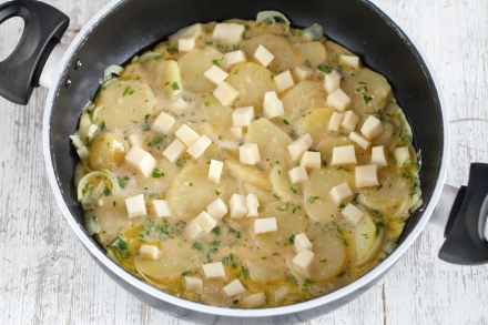Preparazione Frittata di patate - Fase 3 Preparazione Frittata di patate - Fase 3
